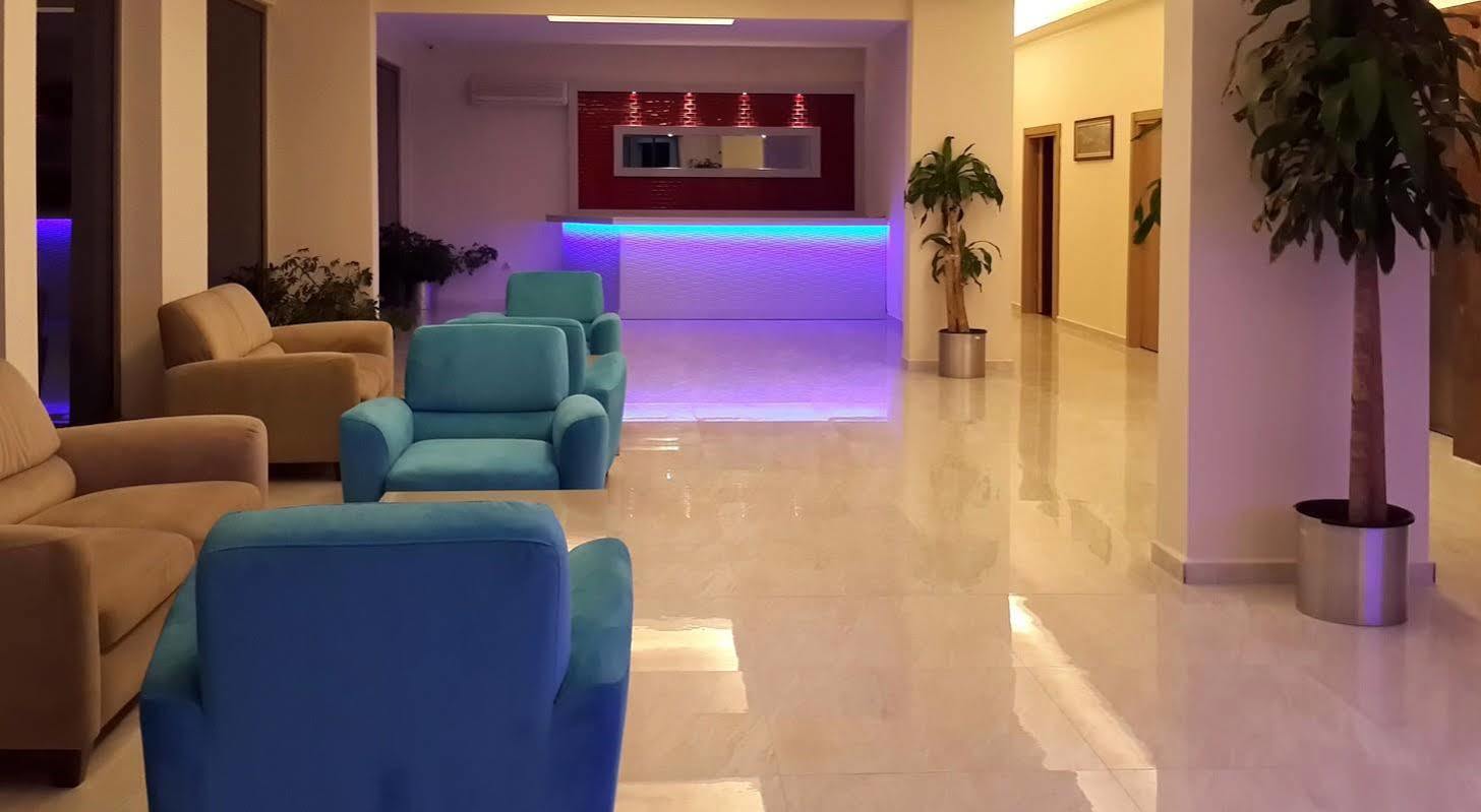 Palmea 4* מרמריס